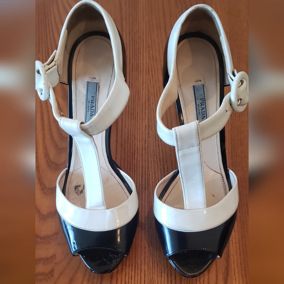Prada platform heels, black & white, size 37EU - Picture 7 of 13
